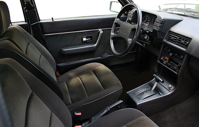 Audi 80 CD Facelift Typ 81 Innenausstattung
