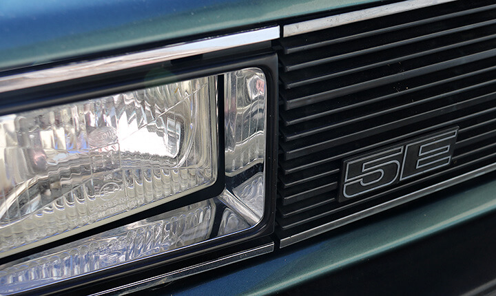 Audi Coupé GT 5E Emblem Kühlergrill 1982