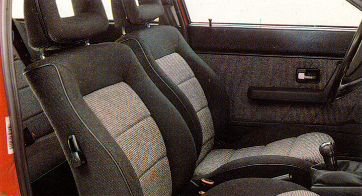 Audi Coupé Typ 81 Sondermodell Extra-Ausgabe Sitze