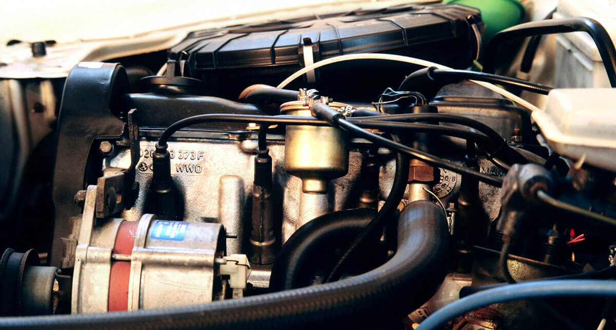 Audi Coupé Vierzylinder-Motor