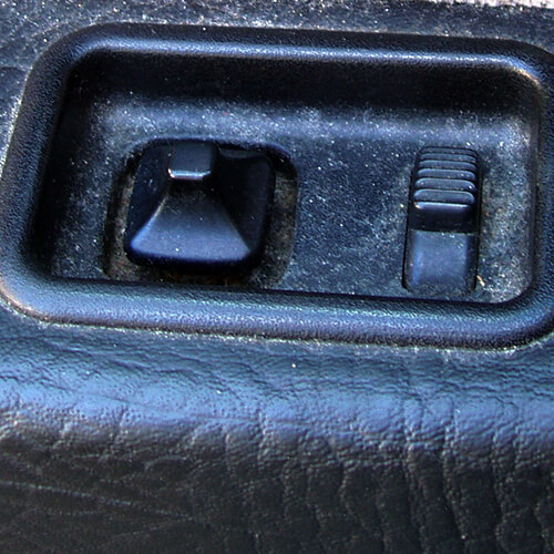 Elektrisch verstellbare und beheizbare Außenspiegel eASP